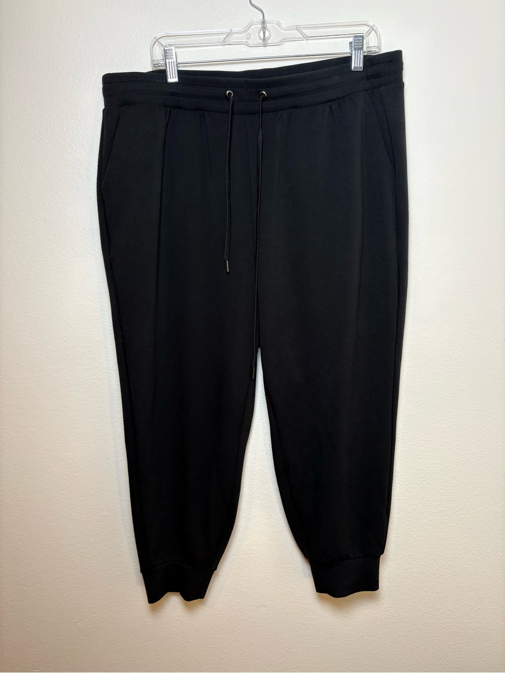 Torrid Cupro Crop Active Jogger - Picture 3 of 6